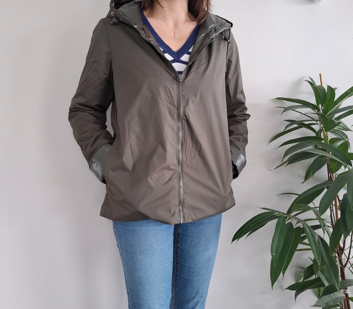 Laura Jo - Imperméable réversible court mi-saison avec garnissage ouate et zip uni (mat/brillant) kaki