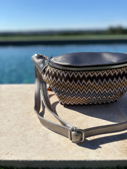 Sac banane simili cuir et tissu argenté