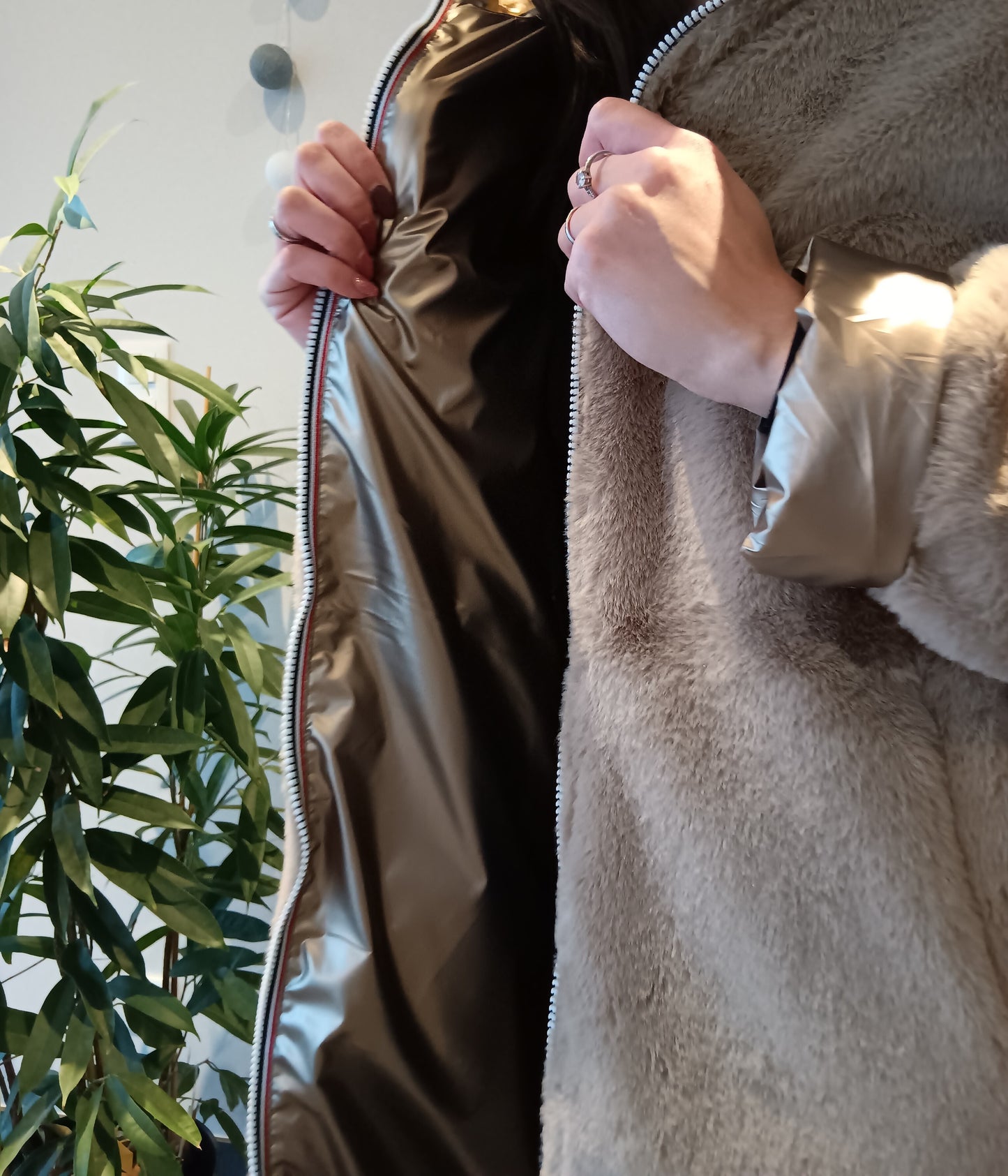 Melya Melody - Manteau long fourré fausse fourrure réversible imperméable doré - Curvy