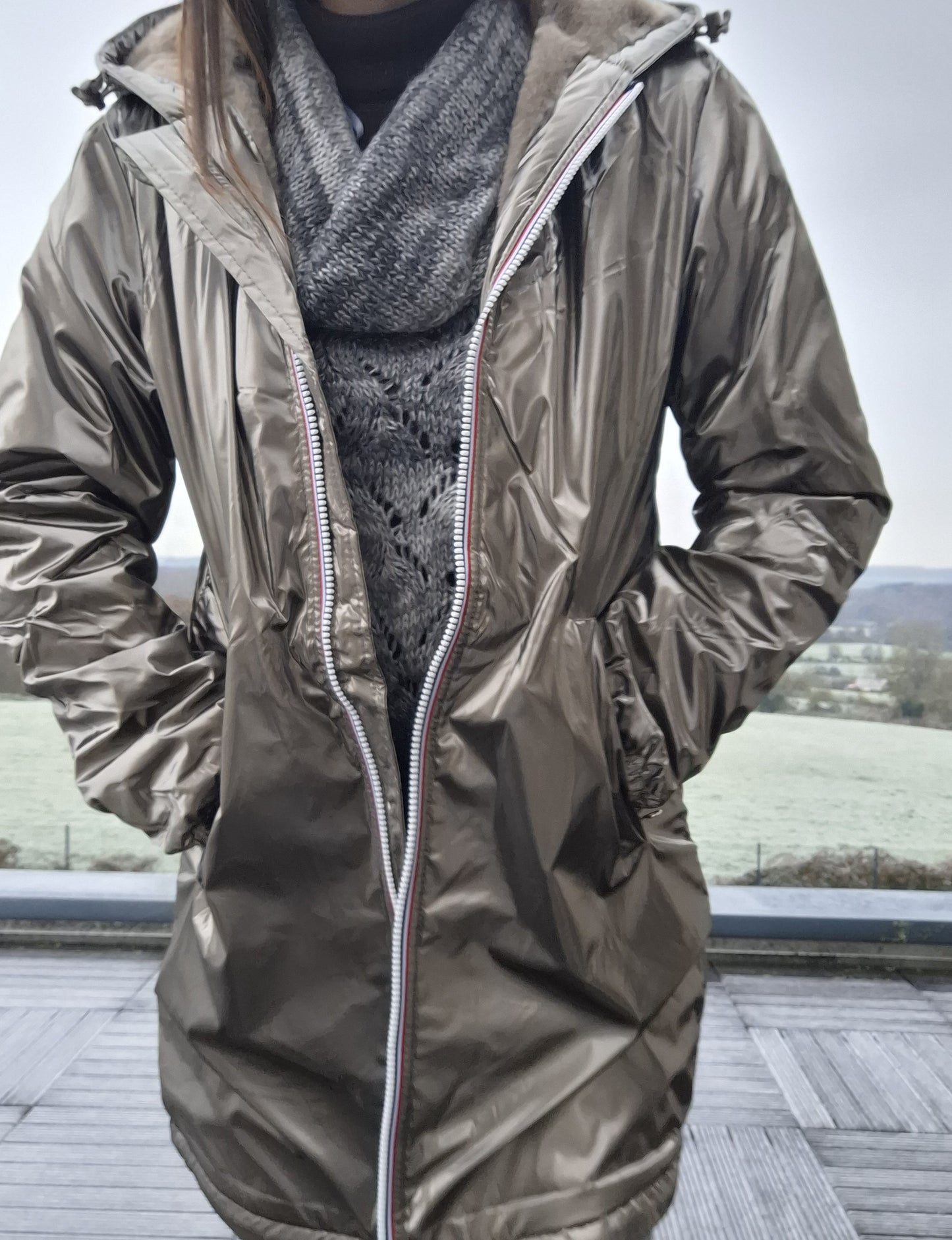 Laura Jo - Imperméable long doublé en fausse fourrure couleur bronze