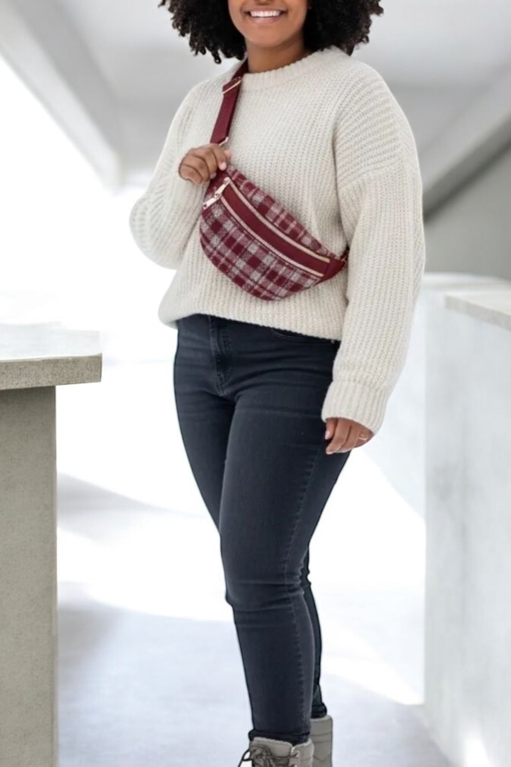 Sac banane en tissu motif écossais tons rouge bordeaux sangle fantaisie