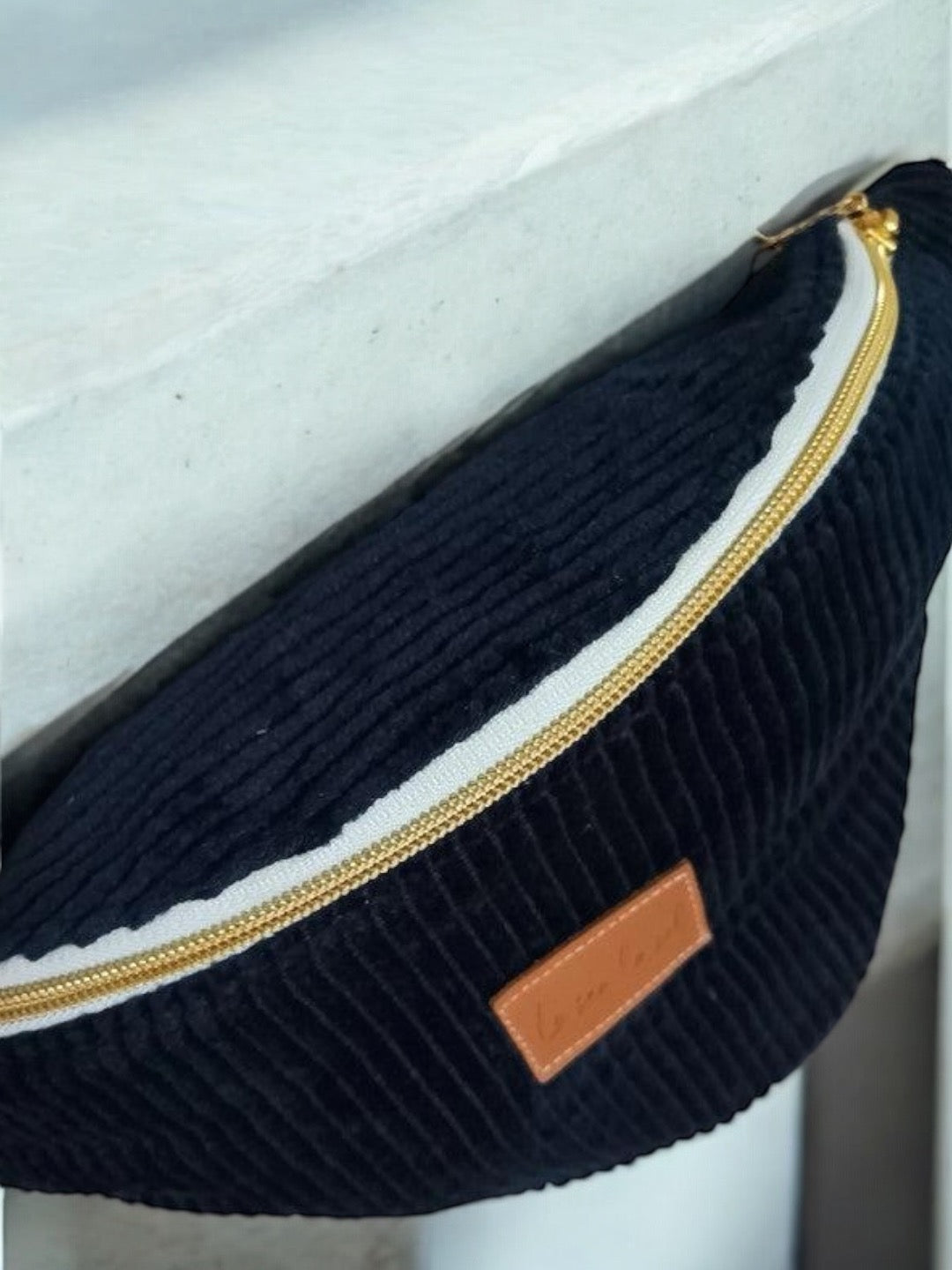 Sac banane velours cotelé bleu marine intérieur coton fait main