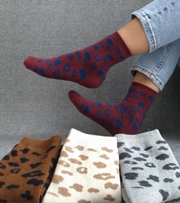 Nouveautés - Chaussettes rouge en coton à motif léopard bleu