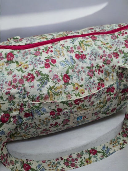 Nouveautés - Sac polochon en coton matelassé motifs à fleurs fuschia