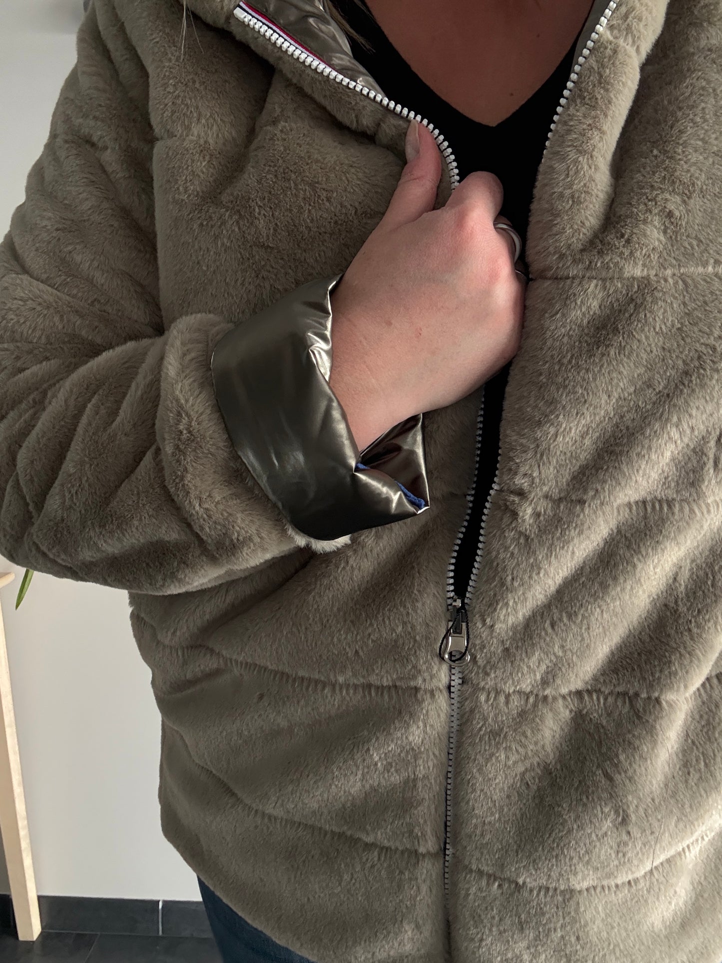 Laura Jo - Manteau imperméable court bronze fourré et réversible