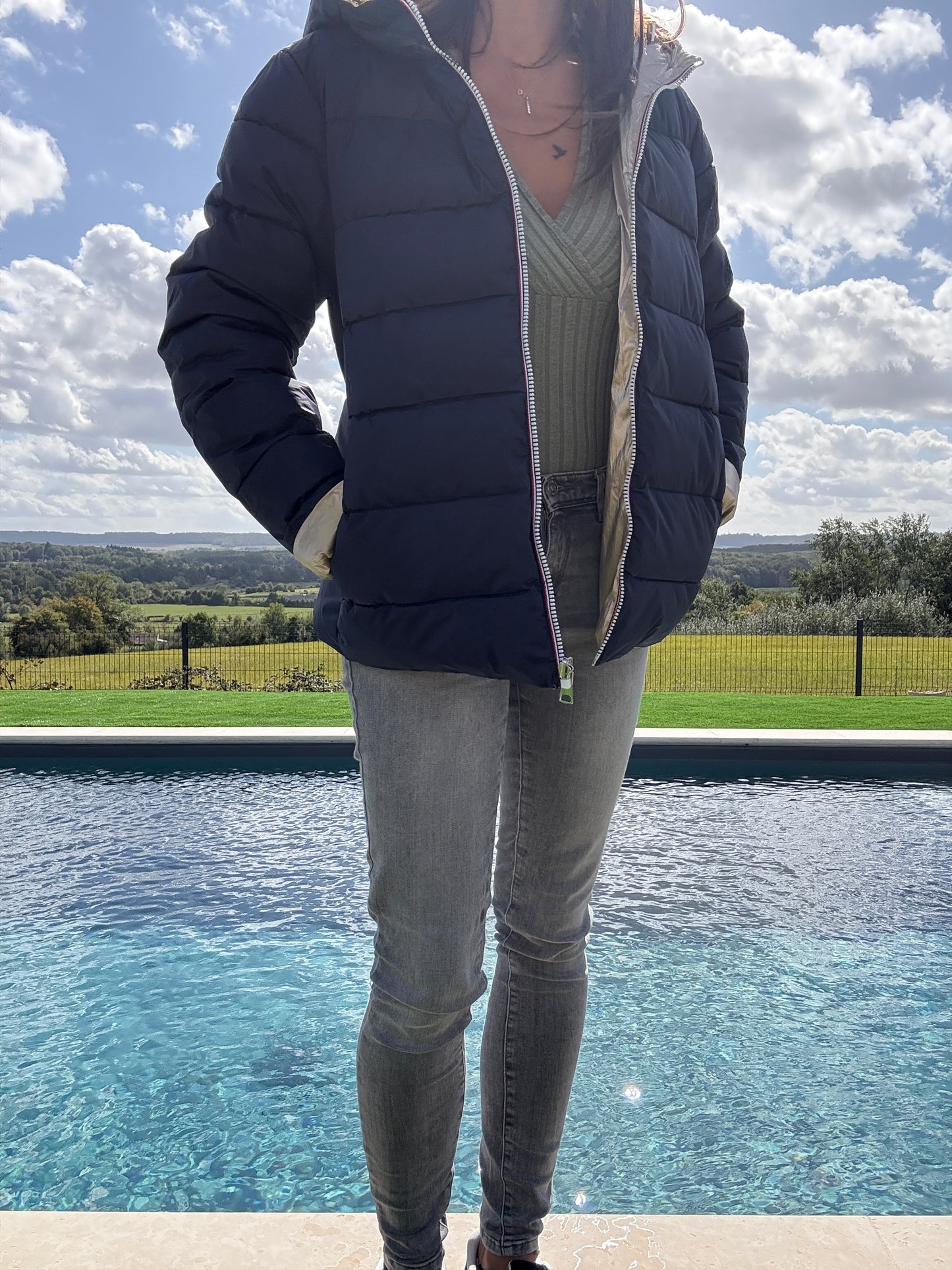 Doudoune manteau imperméable court réversible matelassé bleu marine doré