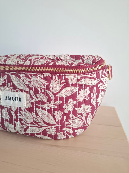 Sac banane coton matelassé liberty floral toile de jouy rouge bordeaux et blanc