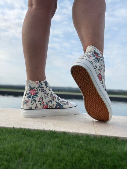 Chaussures baskets hautes en toile motif liberty floral style converse