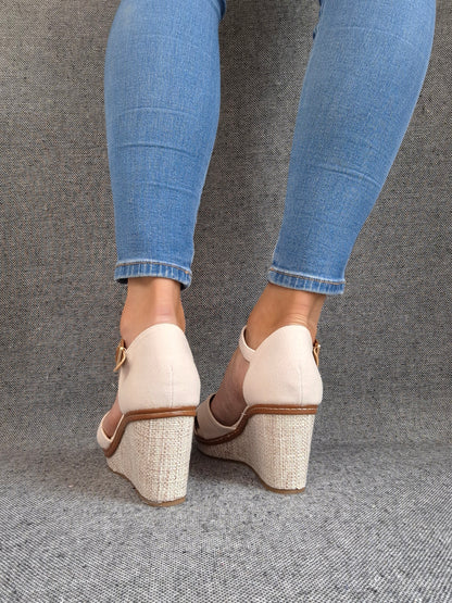 Chaussures sandales compensées tissu à lanières beige et semelle beige pointure