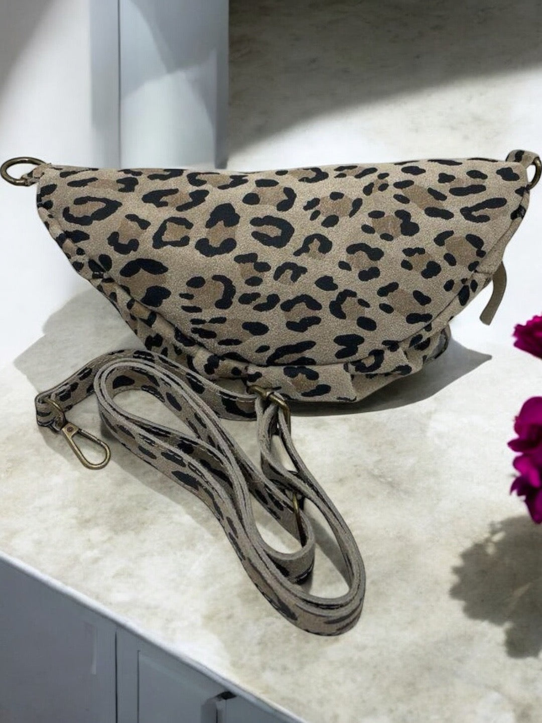 Sac banane cuir velours leopard 2 poches