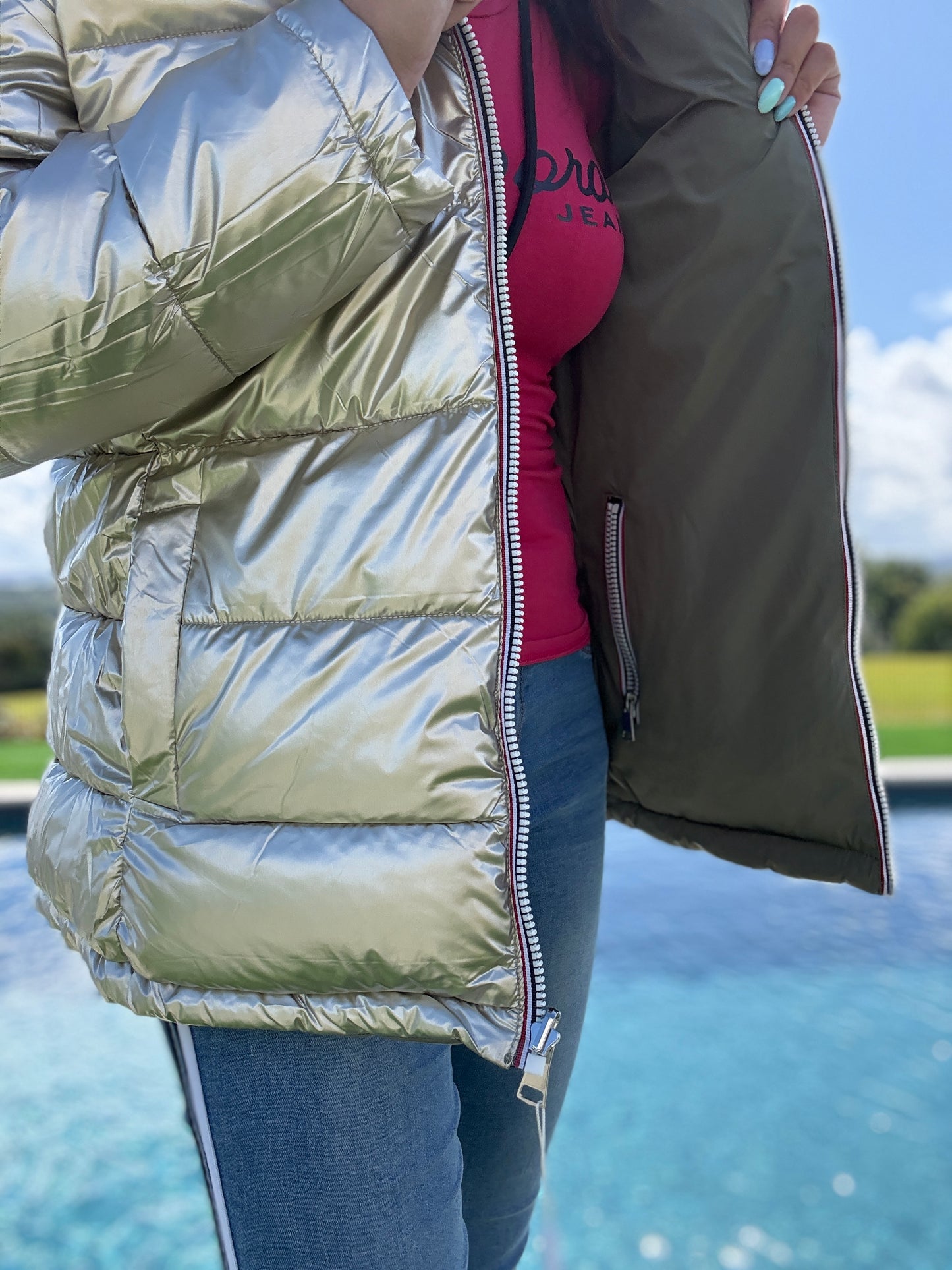 Melya Melody - Manteau court réversible et imperméable matelassé kaki/doré - Curvy