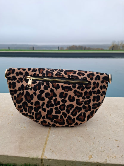 Sac banane en velours côtelé marron et noir imprimé léopard