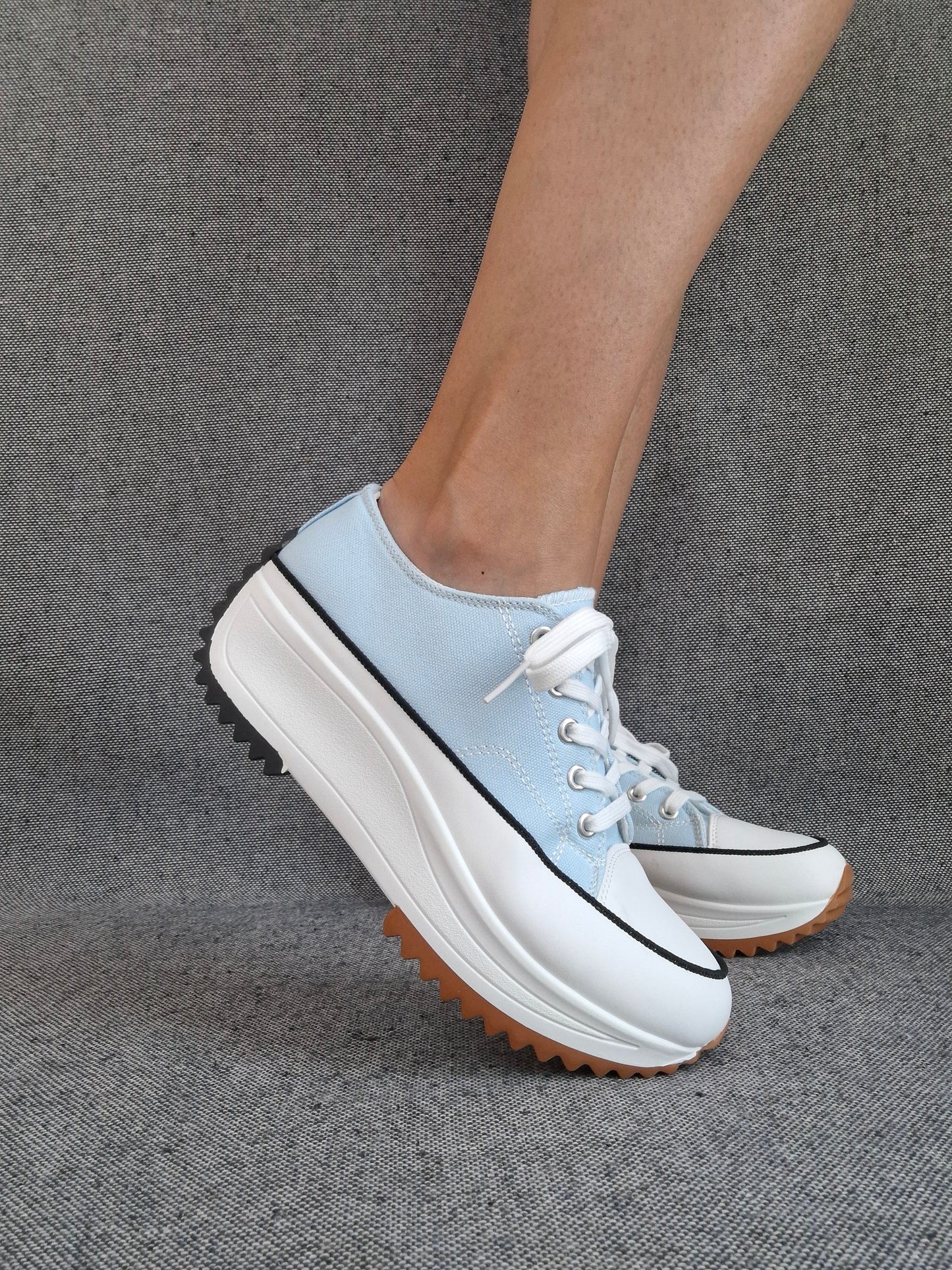 Chaussures baskets basses plate-forme tissu toile bleu