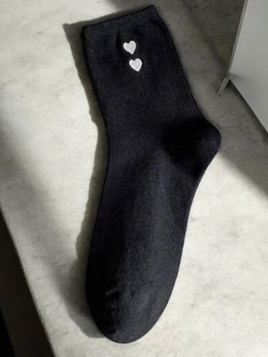 Nouveautés - Chaussettes noires en coton à motif cœurs blancs