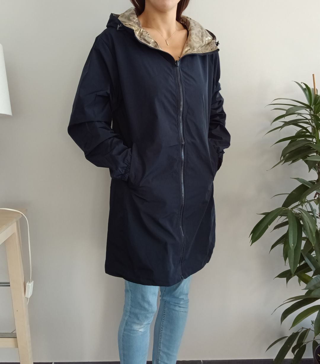 Melya Melody - Manteau long mi cuisses réversible et imperméable léger bleu marine doré léopard