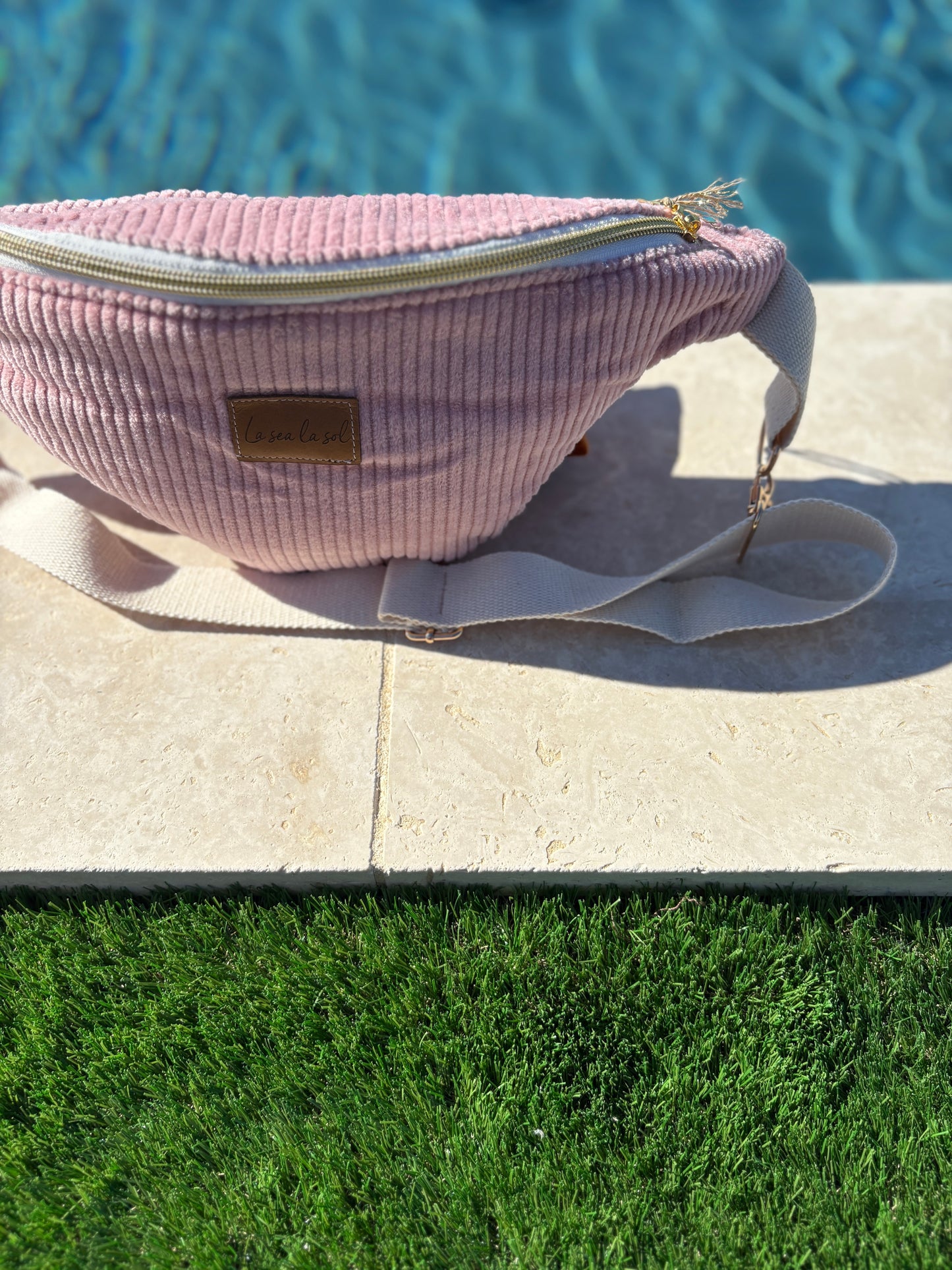 Sac banane tout velours rose pâle fait main