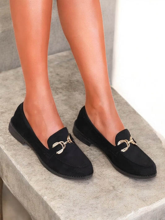 Chaussures mocassins noirs toucher daim avec détails dorés