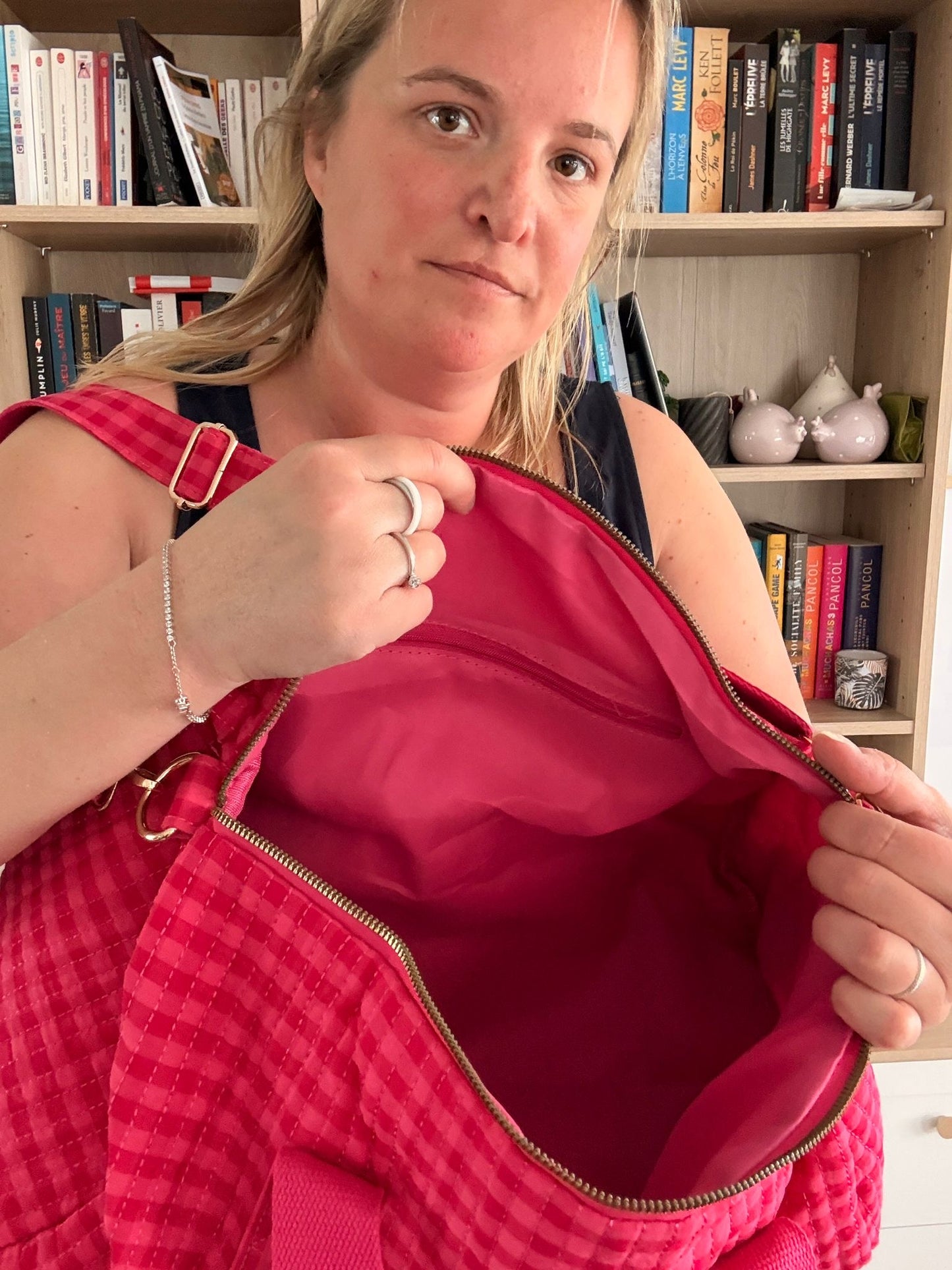 Sac Polochon Matelassé Carreaux Rouge – Sac de Voyage Cabine Femme