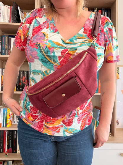 Sac banane XL femme rouge bordeaux effet daim et simili cuir – grand format tendance, bandoulière réglable, poche zippée