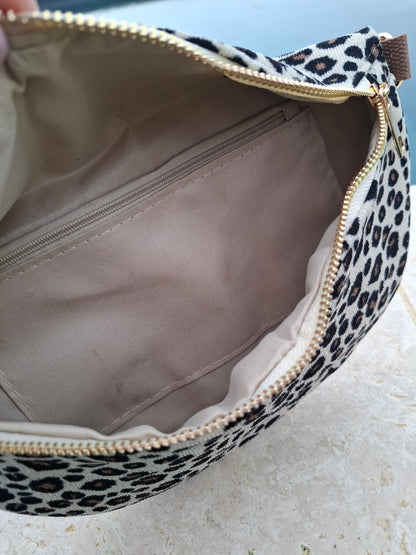 Sac banane en velours côtelé beige et noir imprimé léopard