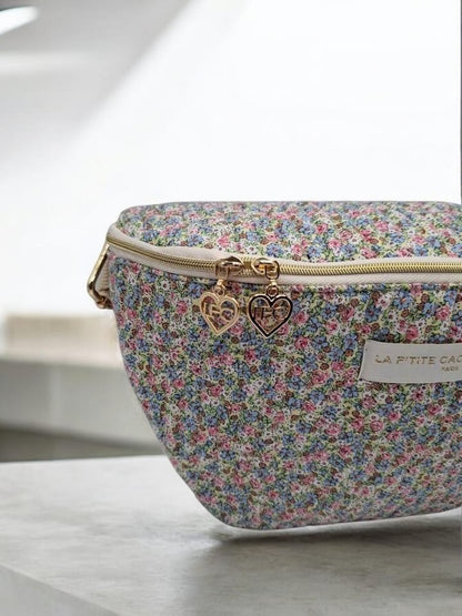 Sac banane en coton liberty fleuri rose pastel « La Ptite cachottière »