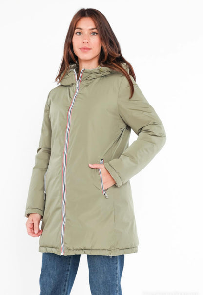 Melya Melody - Manteau long réversible et imperméable matelassé kaki clair/doré