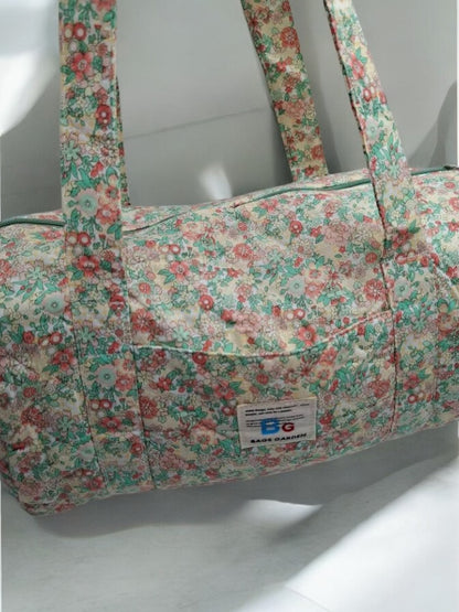 Nouveautés - Sac polochon en coton matelassé motifs à fleurs vert d’eau