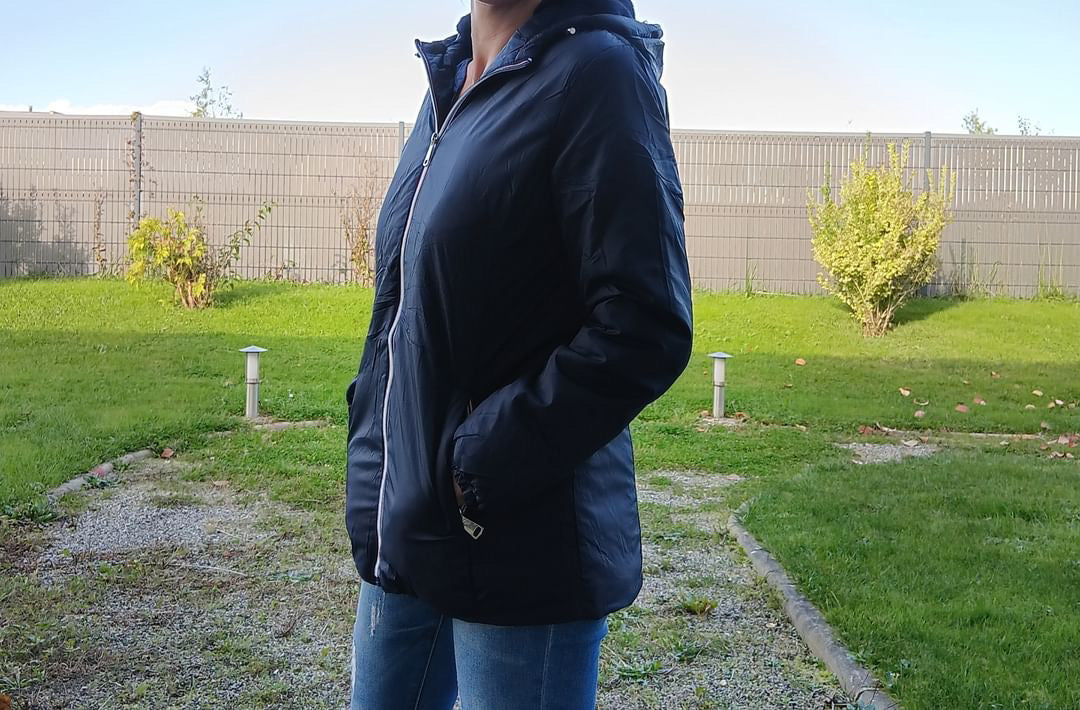 Melya Melody - Manteau court fourré imperméable légerement cintré bleu marine