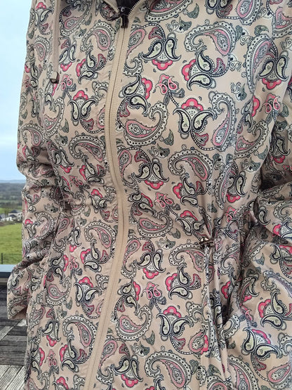 Veste légère et réversible déperlante blanc écru/motifs fleuris