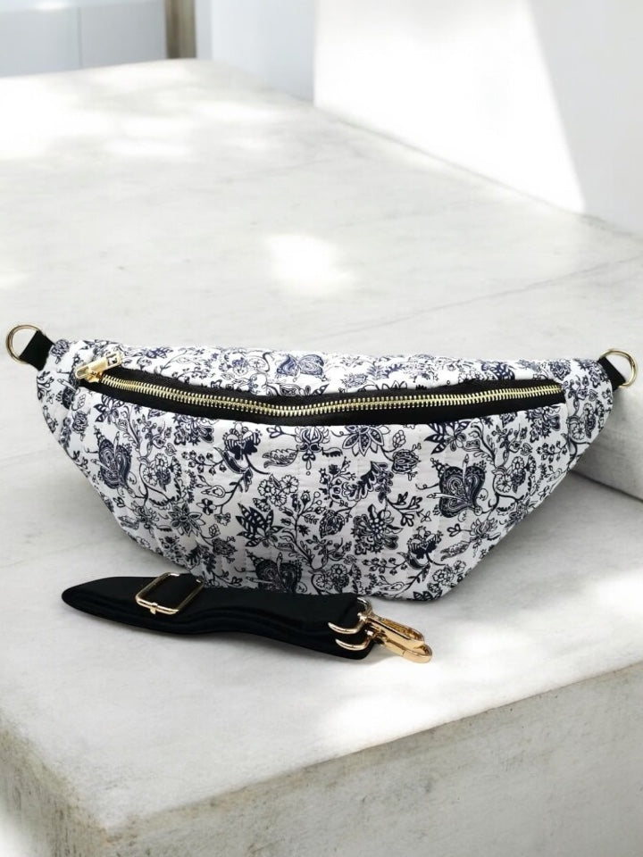 Nouveautés - Sac banane blanc matelassé en coton motif floral noir