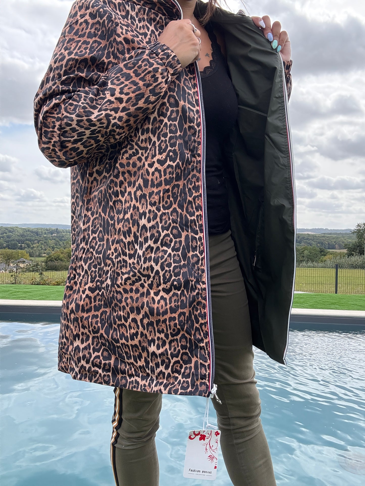 New Lolo - Imperméable réversible long sans garnissage ouate couleur bleu marine/léopard - Curvy