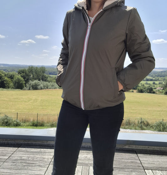 Laura Jo - Imperméable fourré court fausse fourrure kaki intérieur imitation sherpa beige