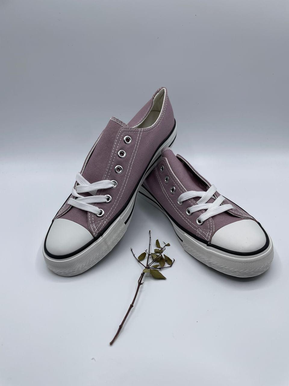 Chaussures baskets basses toile violet style Converse