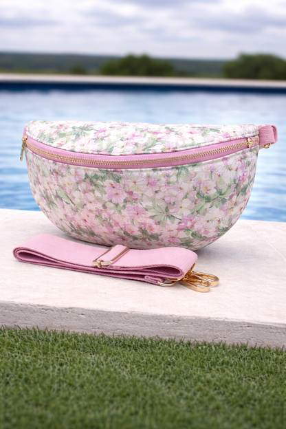 Sac Banane Fleuri Rose & Vert – Tissu Matelassé Blanc & Zip Doré