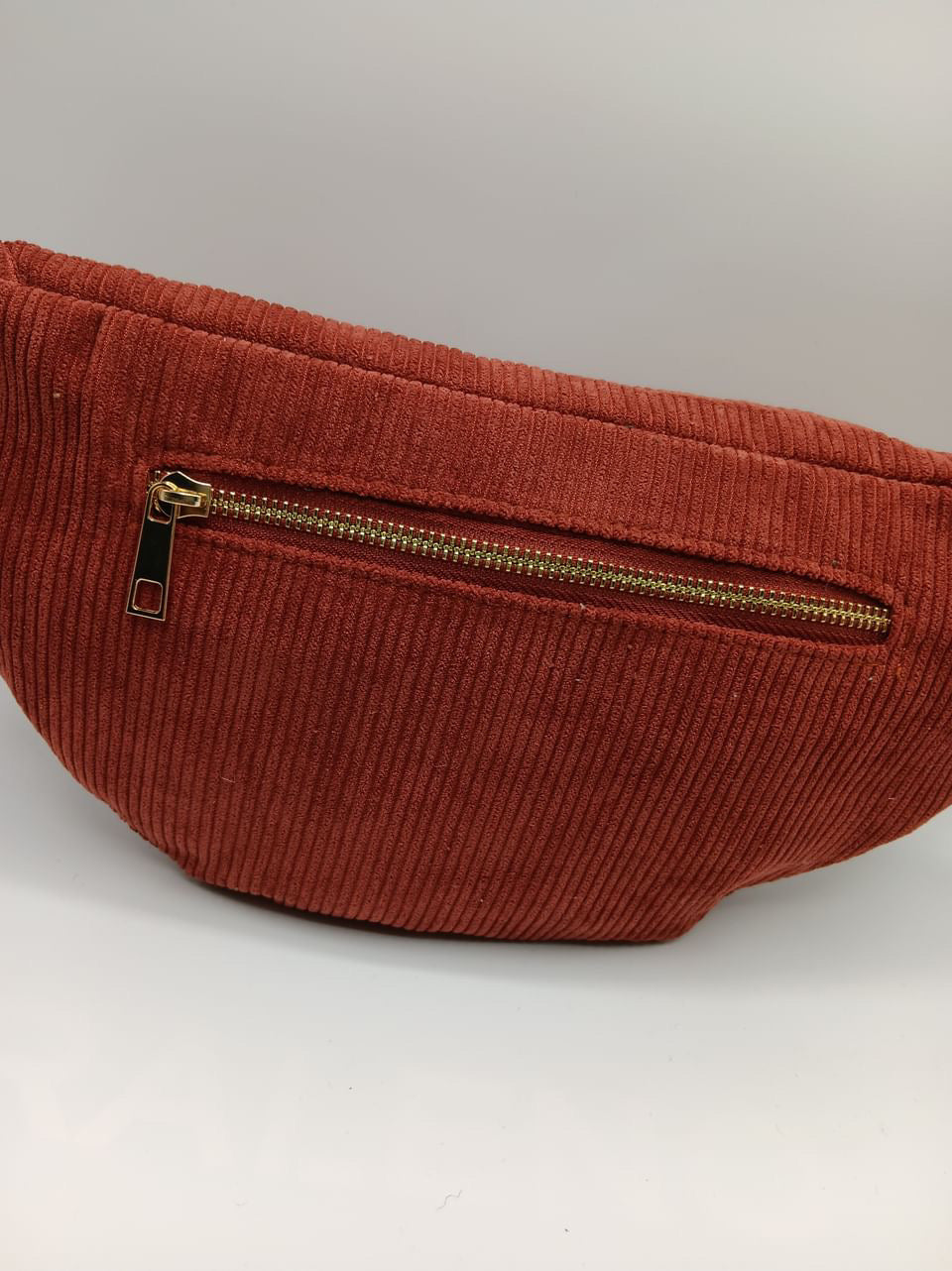 Sac banane velours côtelé terracotta rouille