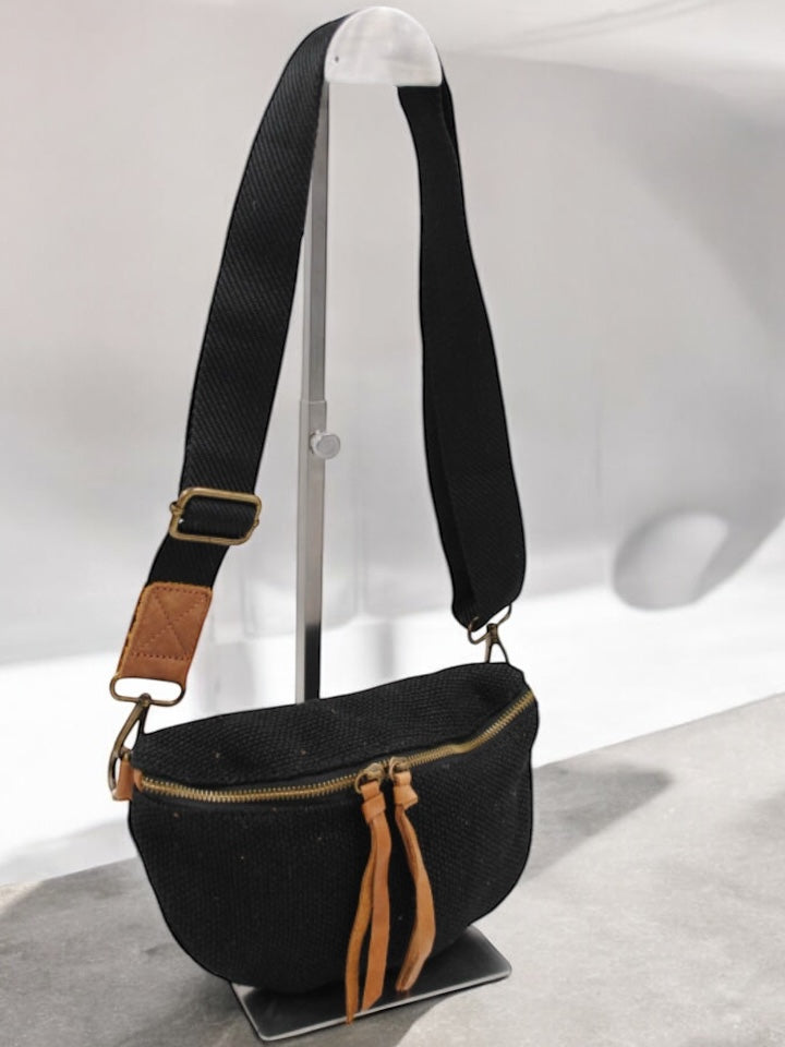 Sac banane en jute noir 1 poche doubles curseurs