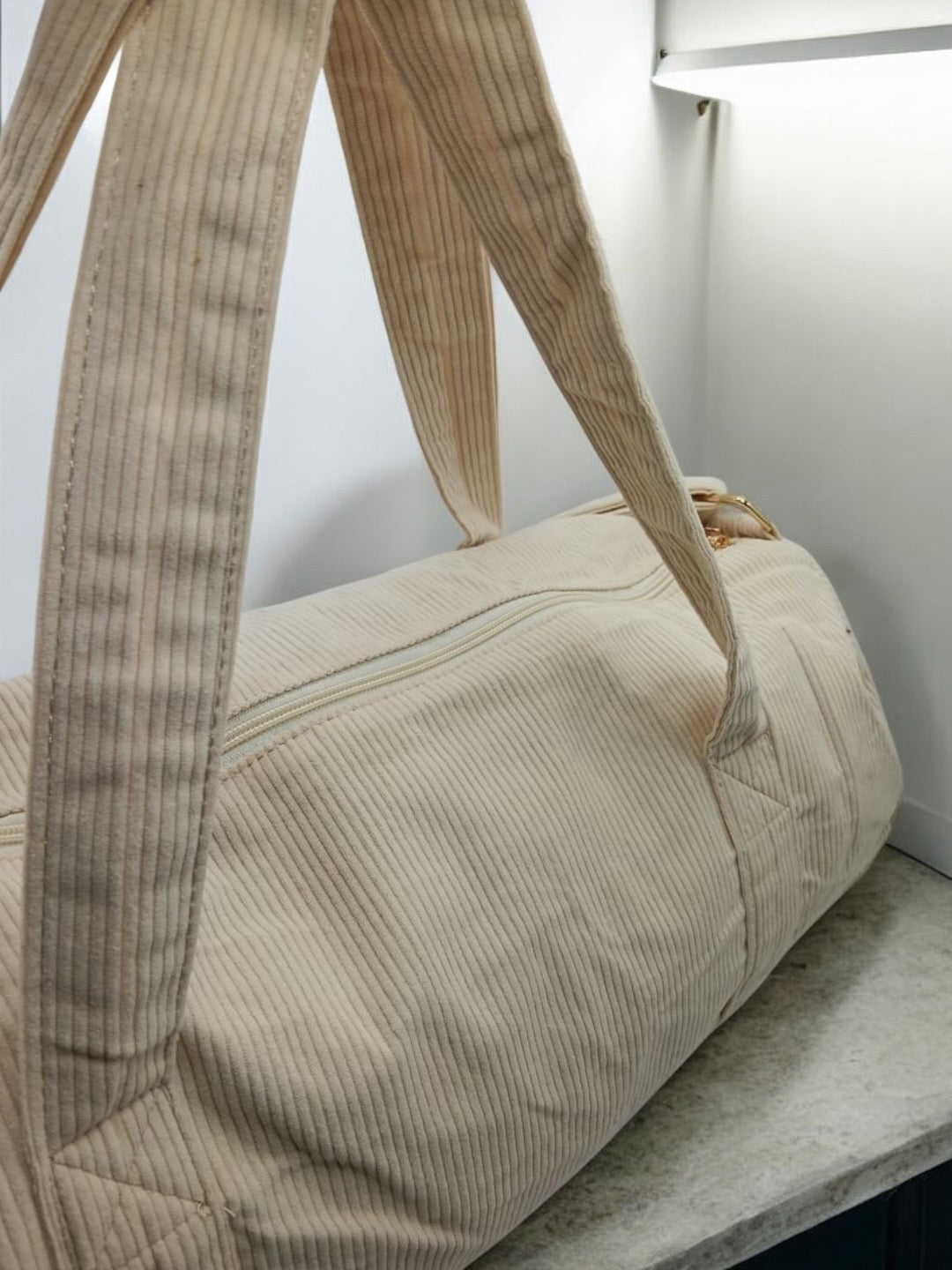 Sac polochon en velours côtelé beige