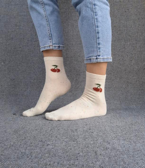 Nouveautés - Chaussettes blanches en coton à motif cerises