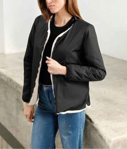 Laura Jo - Veste courte reversible noire avec doublure en sherpa beige