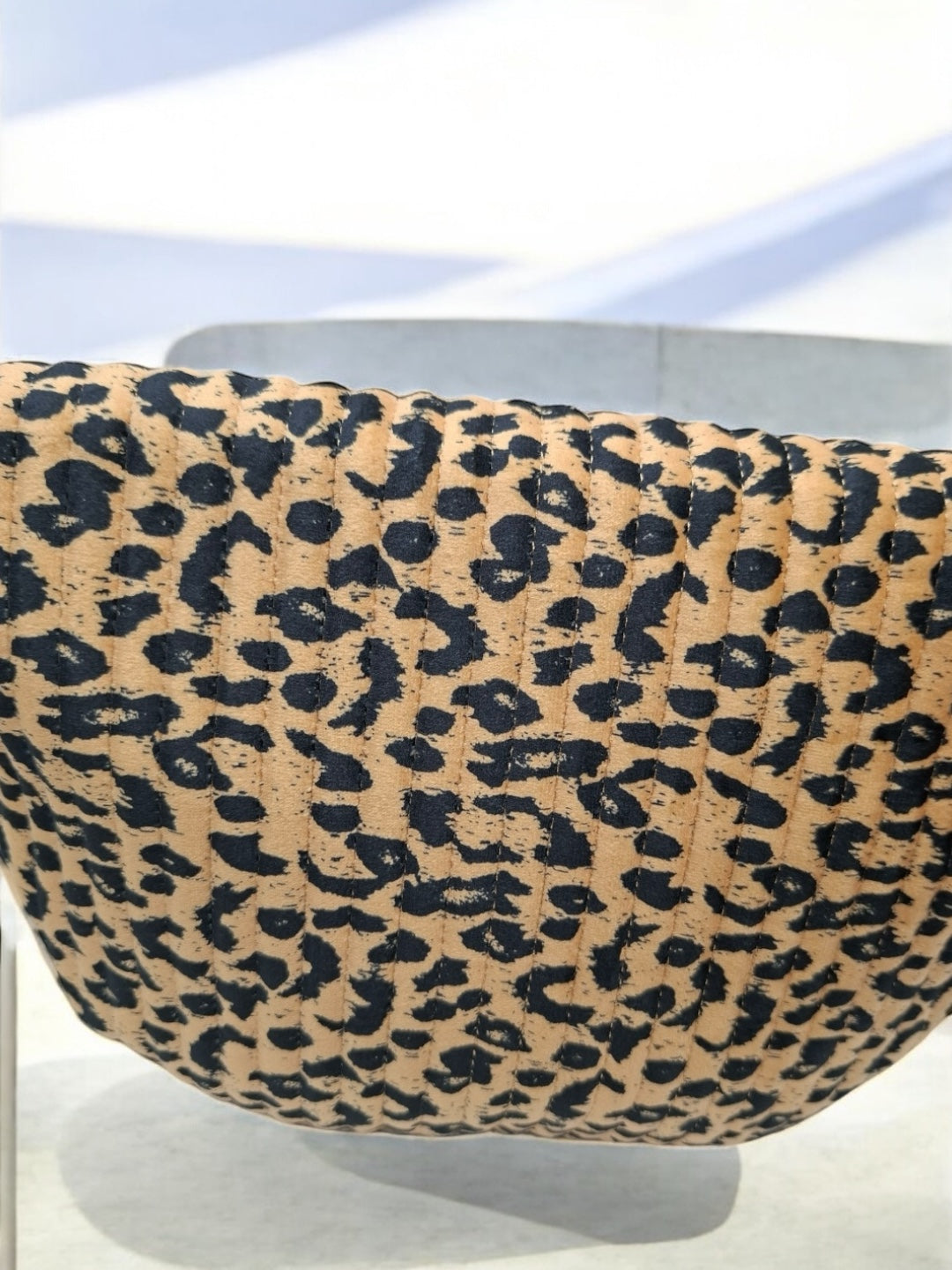 Sac banane en velours côtelé léopard camel noir « La Ptite cachottière »