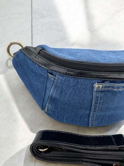 Sac banane tissu jean foncé et noir