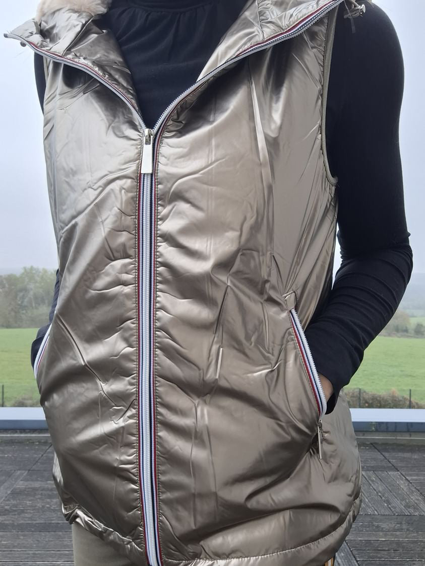 Attrait Paris - Veste sans manche fourré et imperméable avec capuche gold bronze