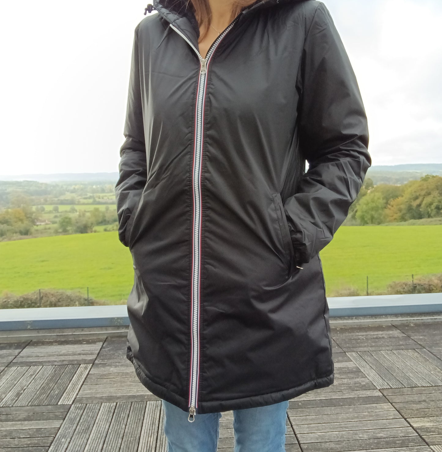 Laura Jo - Imperméable long doublé en fausse fourrure couleur noir