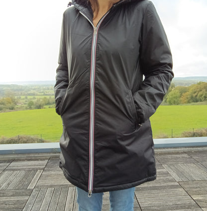 Laura Jo - Imperméable long doublé en fausse fourrure couleur noir