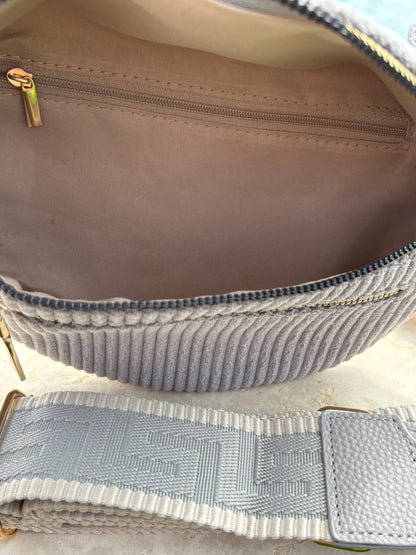 Sac banane velours côtelé 2 poches gris sangle fantaisie