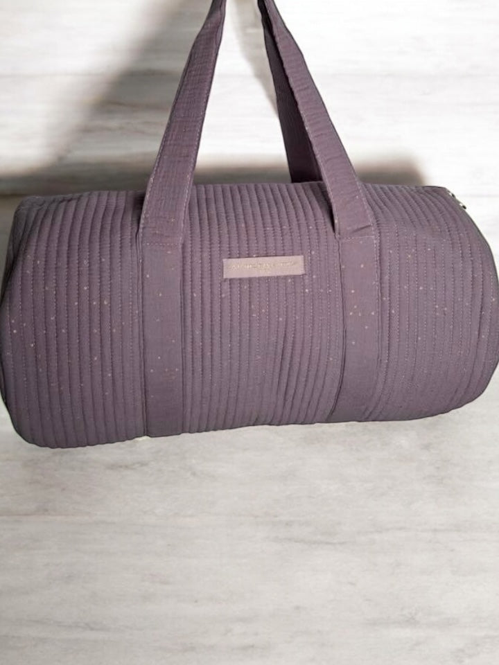 Nouveautés - Sac polochon en coton matelassé violet parme à pois dorés 'La Ptite Cachotiere'