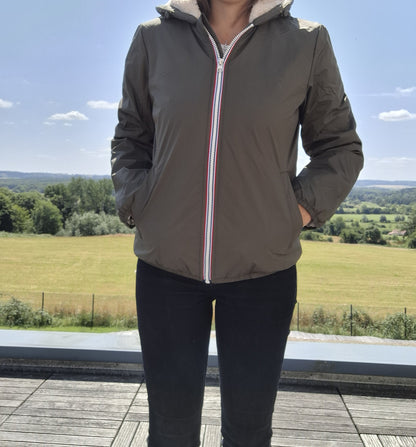 Laura Jo - Imperméable fourré court fausse fourrure kaki intérieur imitation sherpa beige