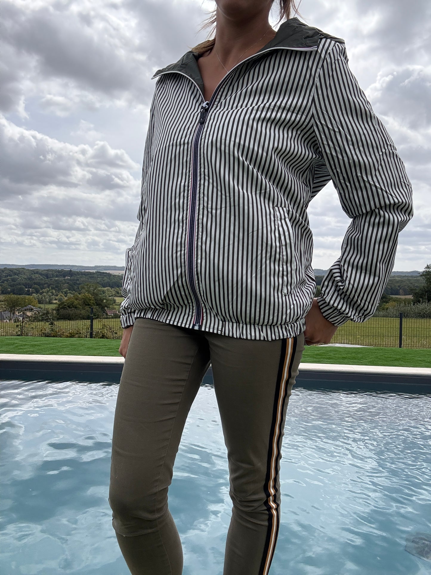 New Lolo - Manteau court mi fesses imperméable réversible kaki capuche intérieur marin kaki blanc