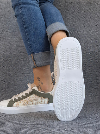 Chaussures baskets blanches kaki motif étoile style sneakers