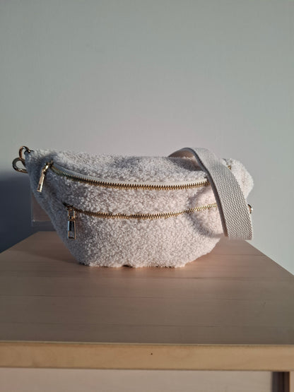 Sac banane peluche moumoute 2 poches blanc cassé